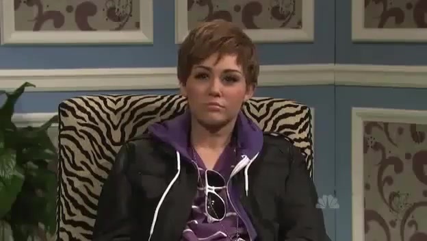 Miley Cyrus  as Justin Bieber  SNL 0772