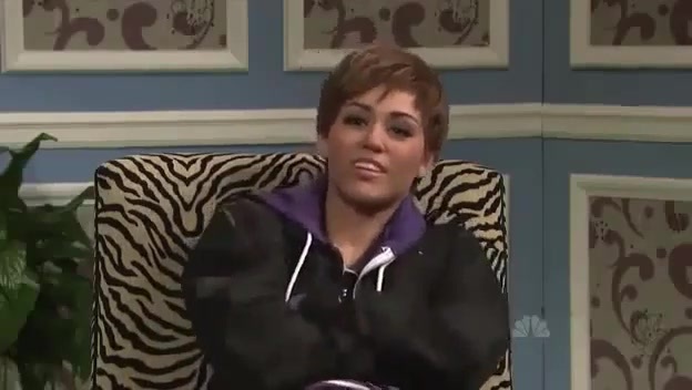 Miley Cyrus  as Justin Bieber  SNL 0776