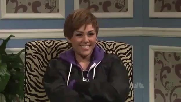 Miley Cyrus  as Justin Bieber  SNL 0797