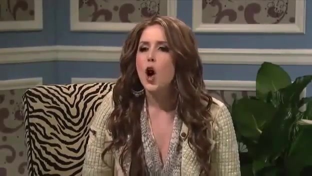 Miley Cyrus  as Justin Bieber  SNL 0989 - 0-0 Miley Cyrus as Justin Bieber  SNL