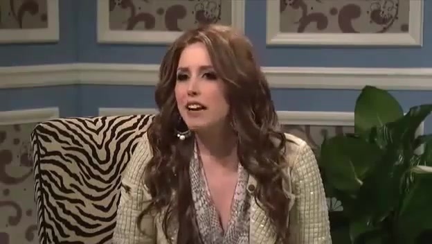 Miley Cyrus  as Justin Bieber  SNL 0993