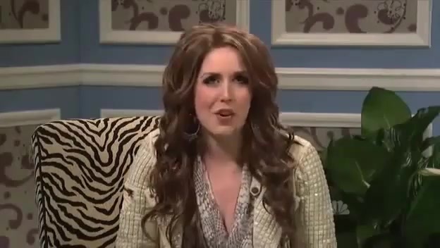 Miley Cyrus  as Justin Bieber  SNL 1004 - 0-0 Miley Cyrus as Justin Bieber  SNL
