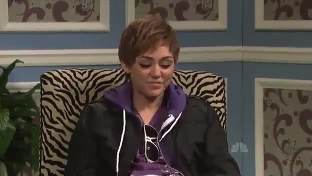 Miley Cyrus  as Justin Bieber  SNL 0857 - 0-0 Miley Cyrus as Justin Bieber  SNL