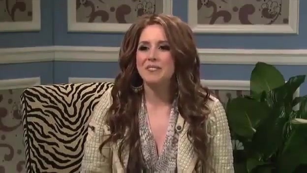 Miley Cyrus  as Justin Bieber  SNL 0873