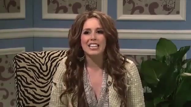 Miley Cyrus  as Justin Bieber  SNL 0892
