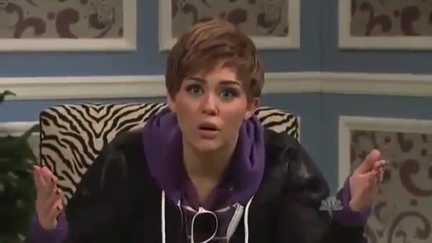 Miley Cyrus  as Justin Bieber  SNL 0937 - 0-0 Miley Cyrus as Justin Bieber  SNL