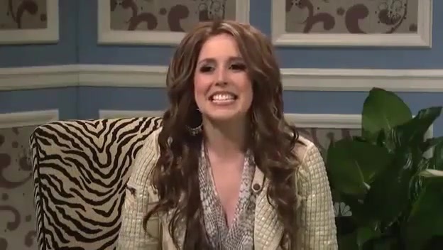 Miley Cyrus  as Justin Bieber  SNL 0955