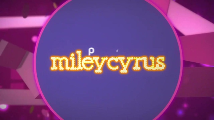 Miley Cyrus - Fãs #EuQueroSYM 021