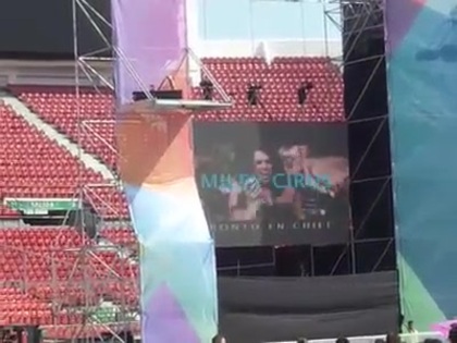 Miley Cyrus en Chile 2011 - Video Promocional 065