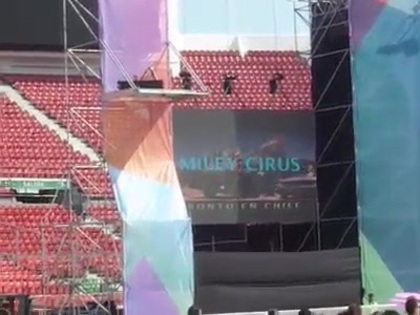 Miley Cyrus en Chile 2011 - Video Promocional 085