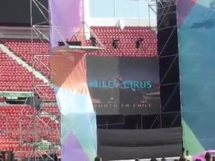 Miley Cyrus en Chile 2011 - Video Promocional 089
