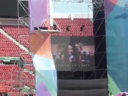Miley Cyrus en Chile 2011 - Video Promocional 111