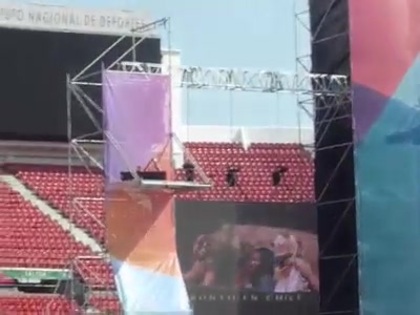 Miley Cyrus en Chile 2011 - Video Promocional 124