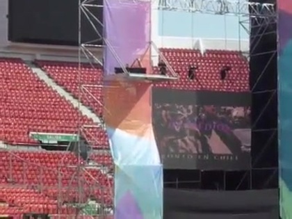 Miley Cyrus en Chile 2011 - Video Promocional 135