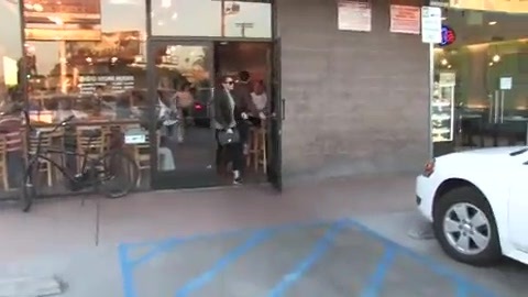 Miley Cyrus Screams At Paparazzi For Bumping Into Her Mom! 095