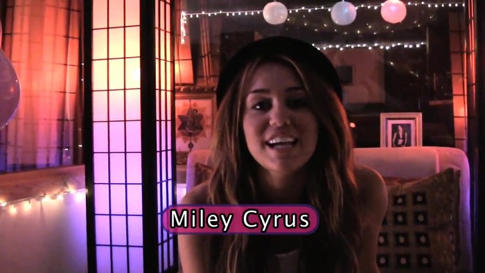 Westfield Culver CIty&#39;s Millions of Milkshakes Promo with Miley Cyrus 024