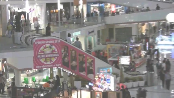 Westfield Culver CIty&#39;s Millions of Milkshakes Promo with Miley Cyrus 060