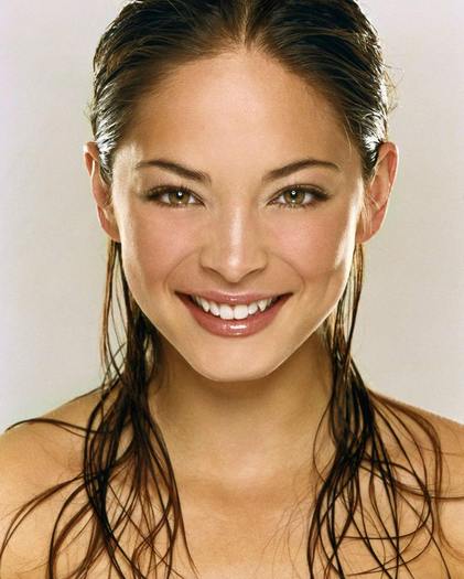 Kristin Kreuk (13)