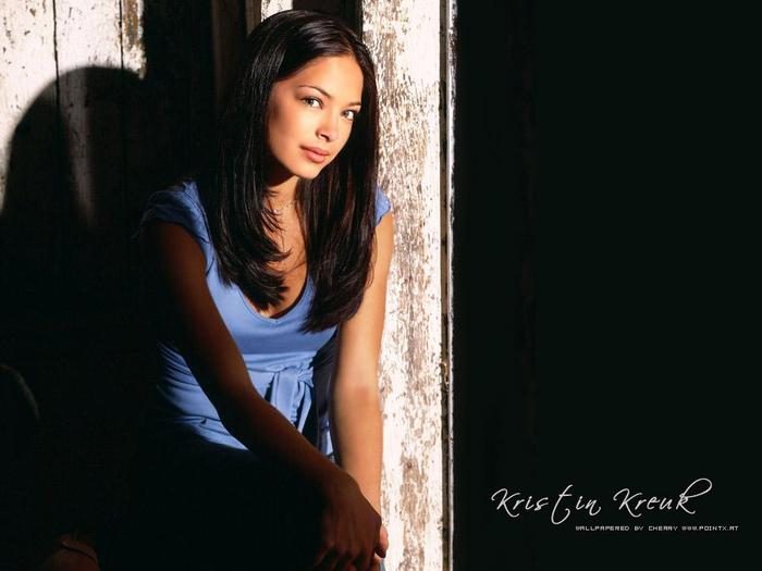Kristin Kreuk (28)