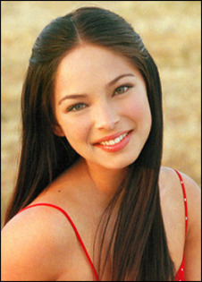 Kristin Kreuk (12)