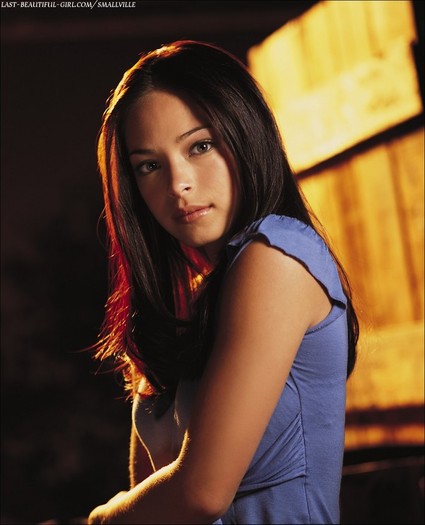 Kristin Kreuk (1)