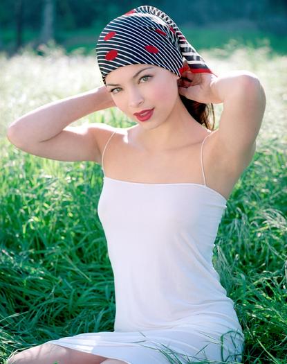 Kristin Kreuk (8)