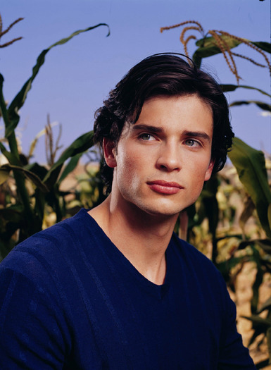Tom Welling (18)