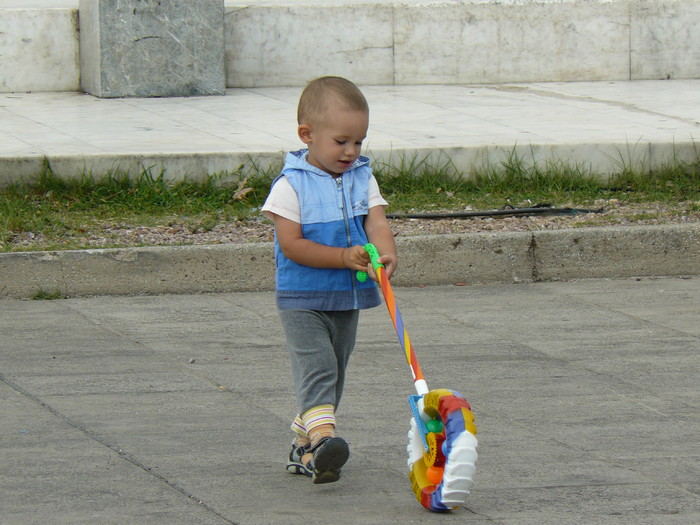 Picture 026; Am crescut si ma plimb singur
