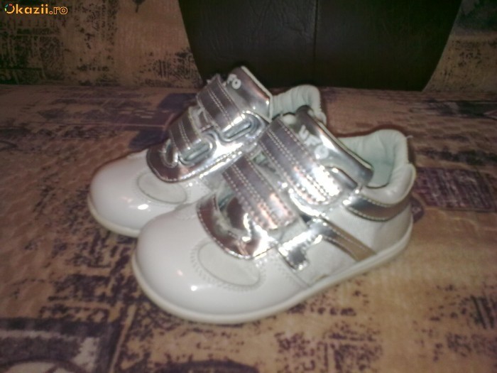 15 RON - babynamnam oferta
