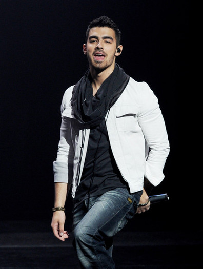 Joe+Jonas+3rd+Annual+Concert+Hope+Presented+60pB3_dctJYl