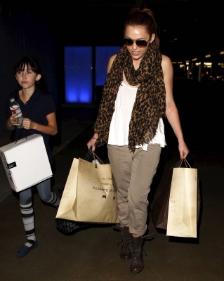  - x Shopping with Noah in Beverly Hills - 18th March 2011