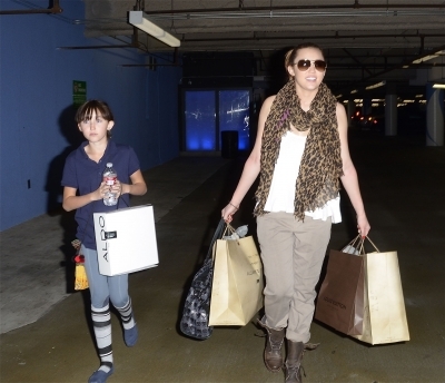  - x Shopping with Noah in Beverly Hills - 18th March 2011