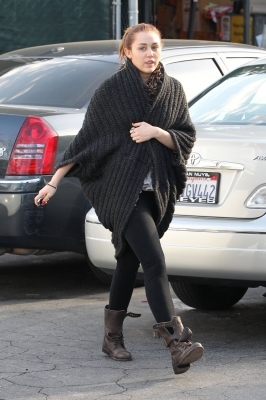  - x At Whole Foods in Sherman Oaks - 19th March 2011