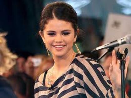 Selena Gomez - Selena Gomez Wikipedia