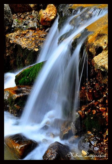 S-au desferecat apele