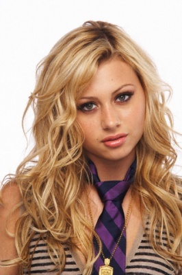 aly-michalka-7