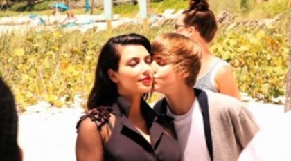 KIM-KARDASHIAN-JUSTIN-BIEBER-ELLE2 - Justin Bieber