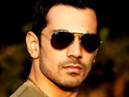 30447120_PXUBSCFMQ - Abhinav Shukla