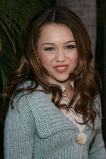 normal_033 - Hannah Montana Press Conference - 10 01 2006