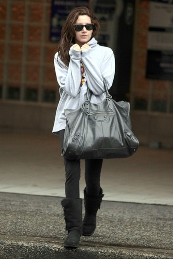 Ashley+Tisdale+Ashley+Tisdale+Gym+Vancouver+PnBZdxbhu6Kl - ashley tisdale