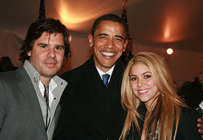 300px-Obama - Shakira