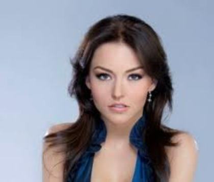 angelique boyer