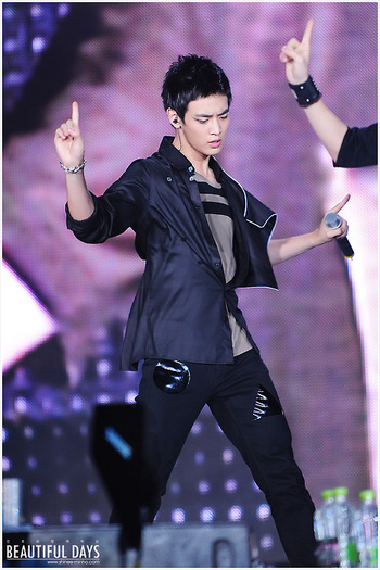 (49) - Choi Minho