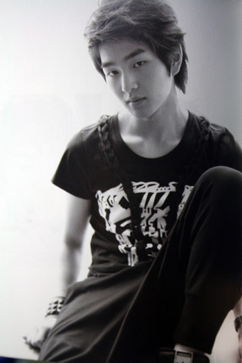 (3) - Onew