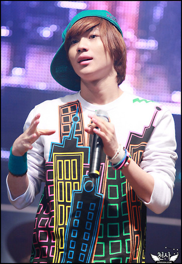 (48) - Lee Taemin