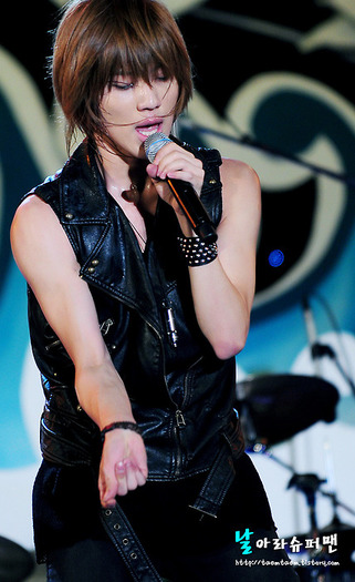 (468) - Lee Taemin