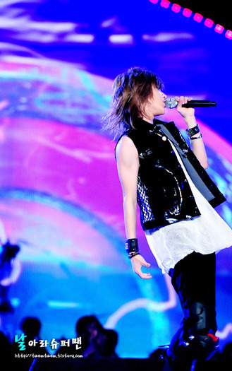 (502) - Lee Taemin