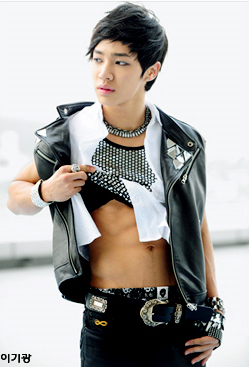 2qmknk8 - Gi Kwang