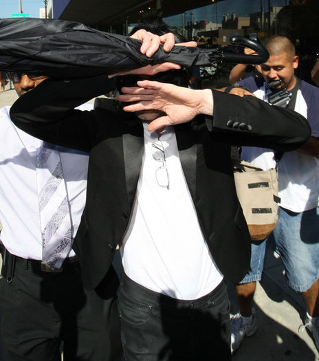 Michael+Jackson+Michael+Jackson+Dies+Photos+9LvnWx_p9qLl