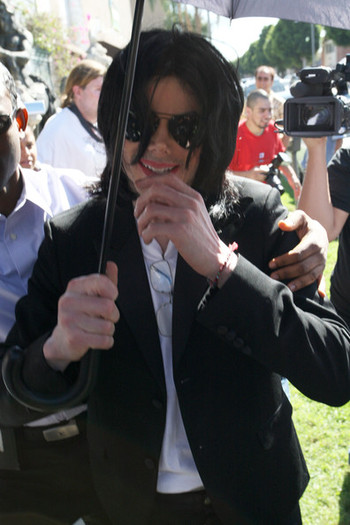 Michael+Jackson+Michael+Jackson+Dies+Photos+akaOtODLB5ql